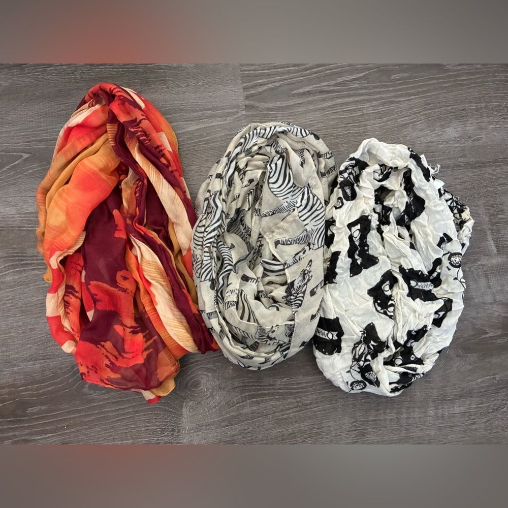 Urban Outfitters Y2K Infinity Gauzy Soft Fashion Scarf Tapes Zebras Ombré